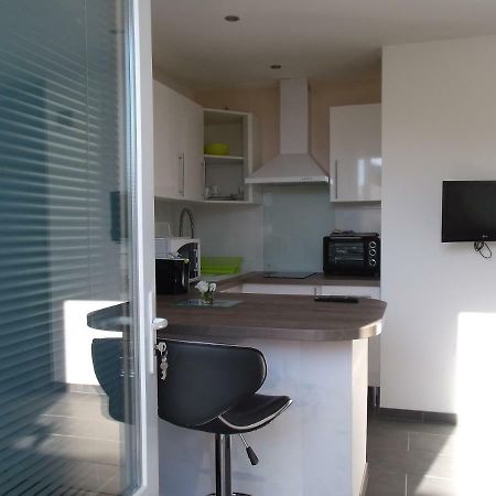 Joli Studio 1 Personne, Avec Terrasse Тарб Экстерьер фото